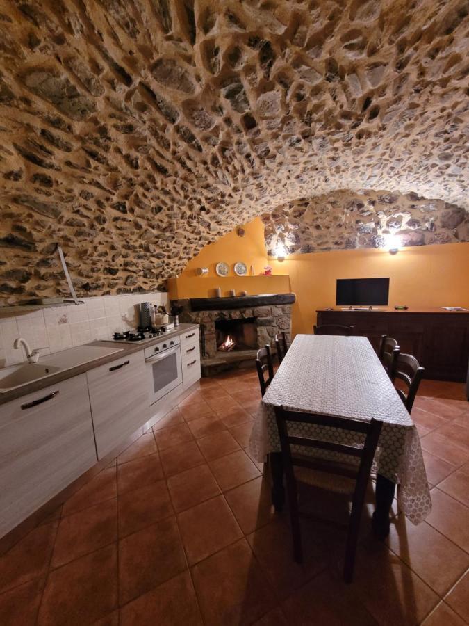 La Casa Sull' Altopiano Mountain Lake Iseo Hospitality Bossico المظهر الخارجي الصورة