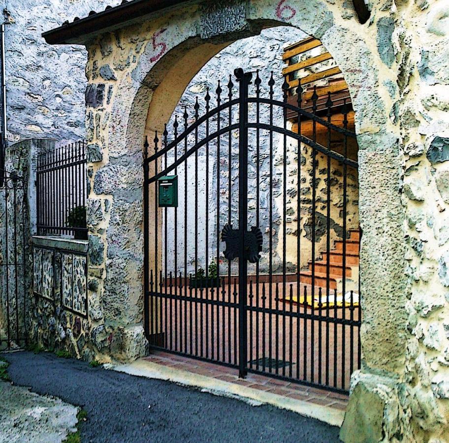 La Casa Sull' Altopiano Mountain Lake Iseo Hospitality Bossico المظهر الخارجي الصورة
