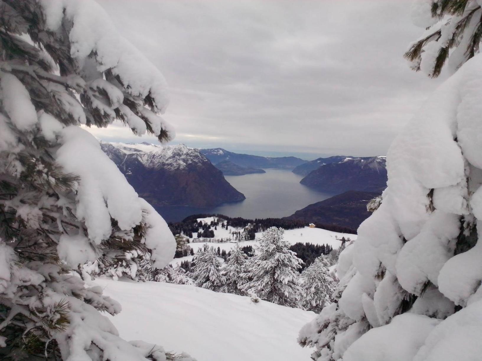 La Casa Sull' Altopiano Mountain Lake Iseo Hospitality Bossico المظهر الخارجي الصورة